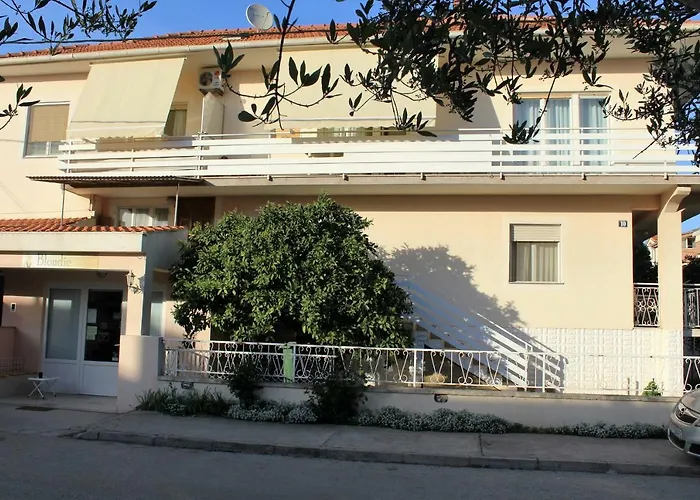 Apartment Ante